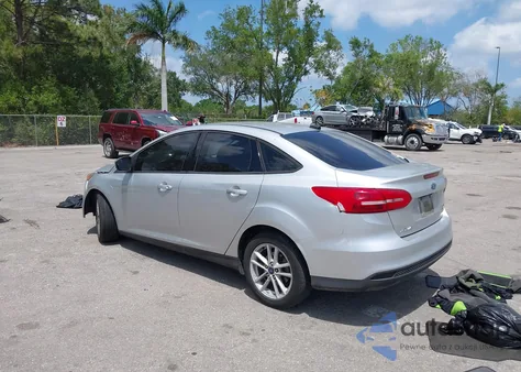 2018 Ford Focus Se z USA, uszkodzony, nr VIN 1FADP3FE9JL241661